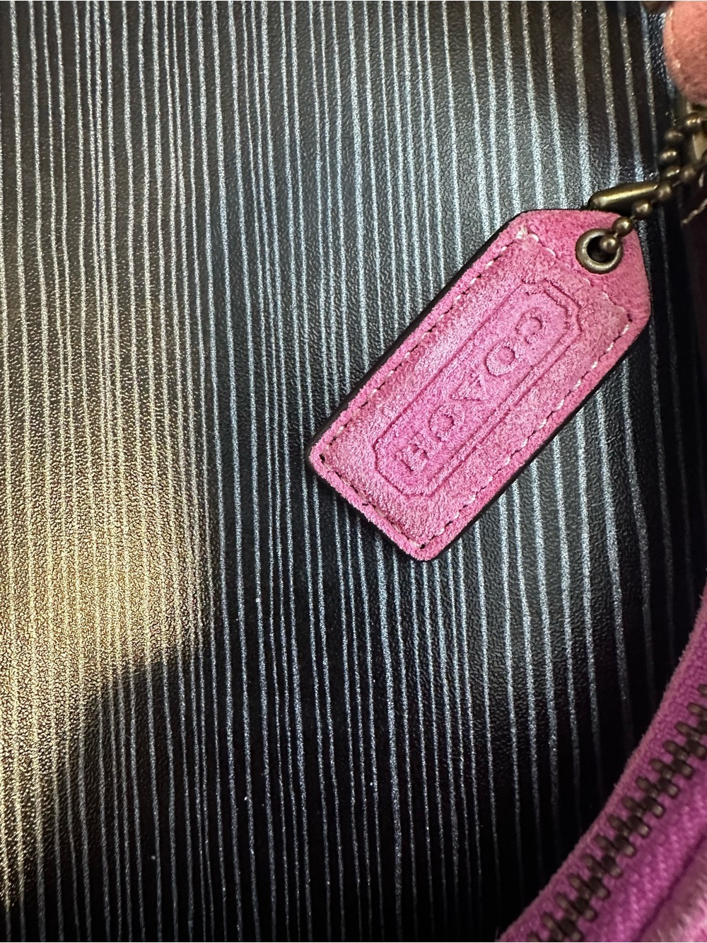Vintage COACH Pink Hamilton Suede Flap Soho Shoulder Bag 7471 - Picture 10 of 16